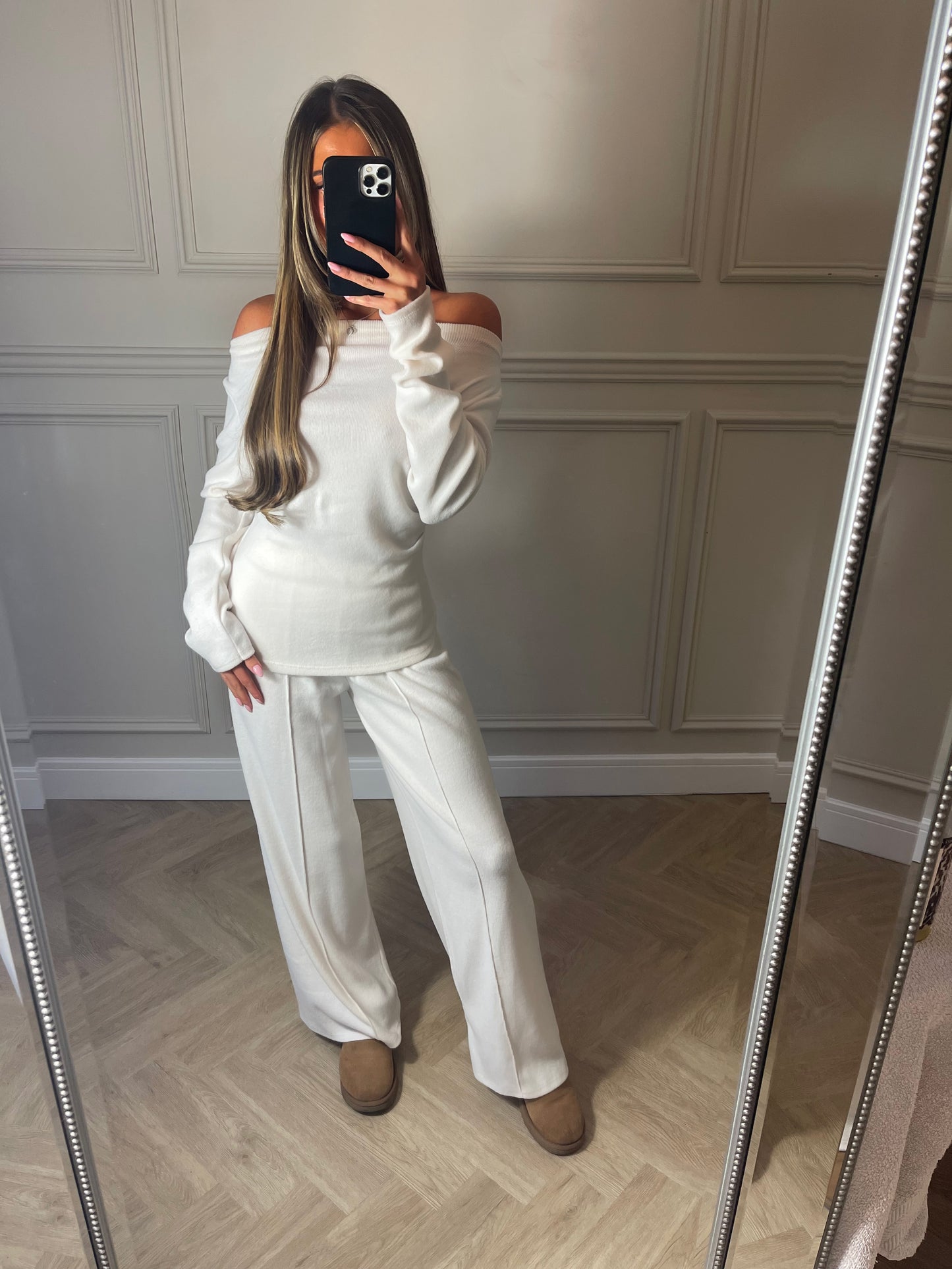 Cream wide leg Off the shoulder lounge set