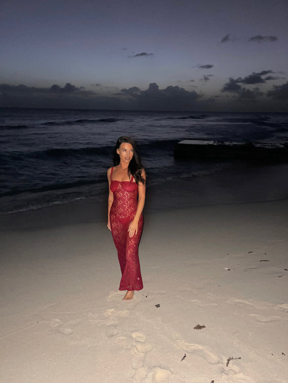 ‘𝒯𝒶𝓂𝓈𝓎𝓃’ Lace maxi dress (Burgundy)