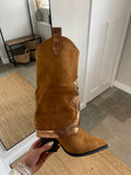 '𝒮𝒶𝓃𝒹𝓎' Cowboy Boots