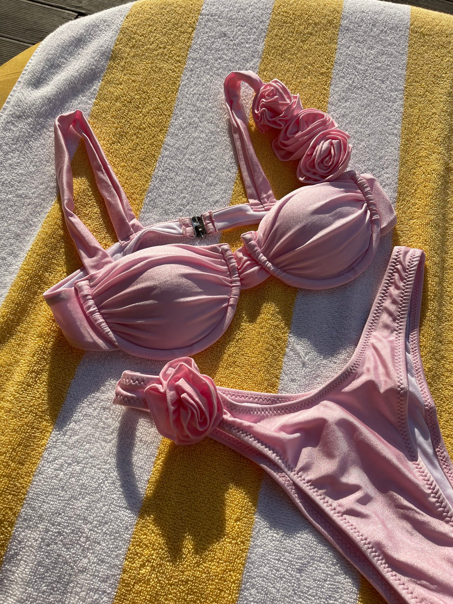 '𝑅𝑜𝓈𝑒' Bikini (Pink)