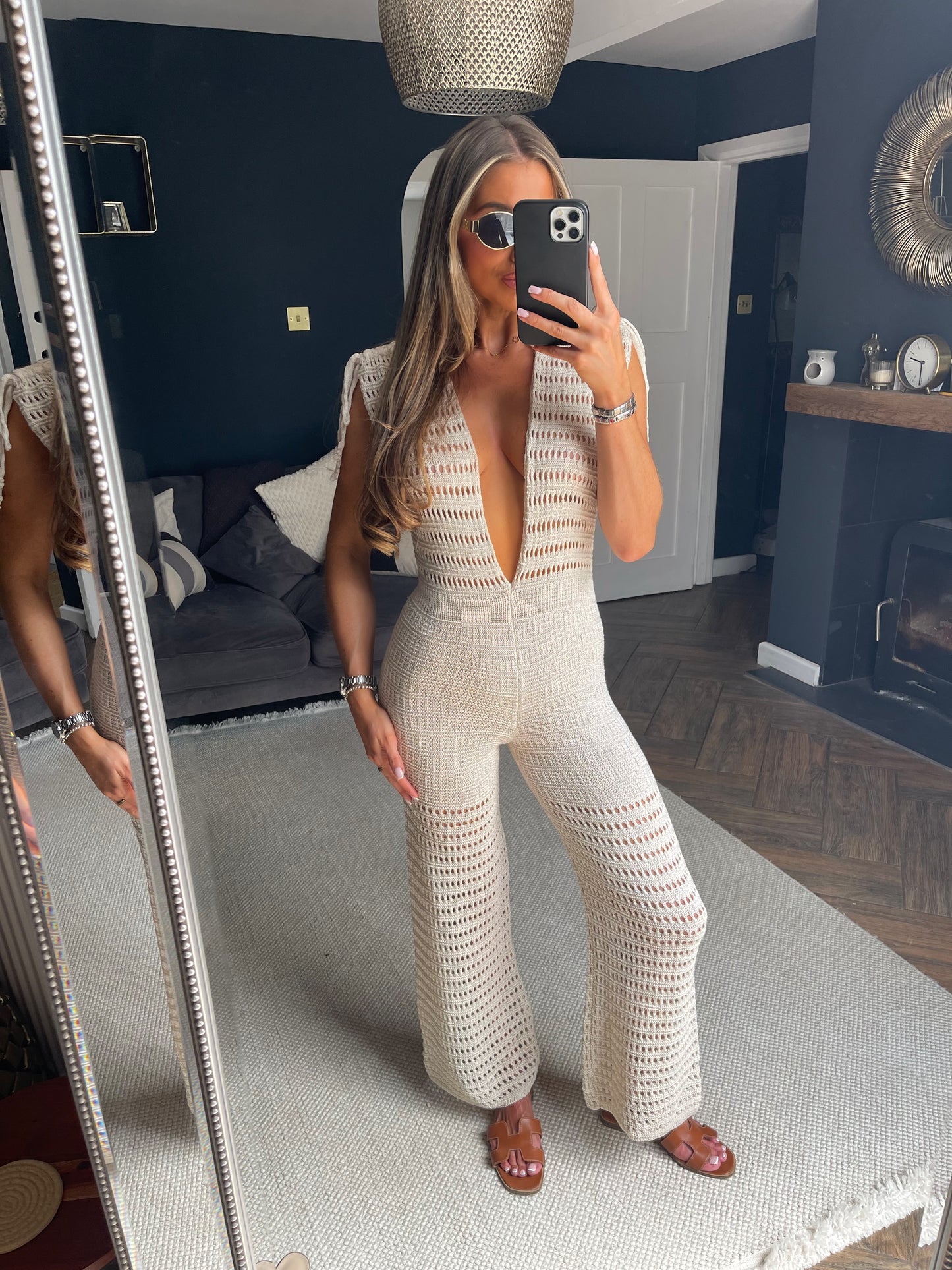 '𝒞𝓇𝑜𝒸𝒽𝑒𝓉' Jumpsuit (Cream)