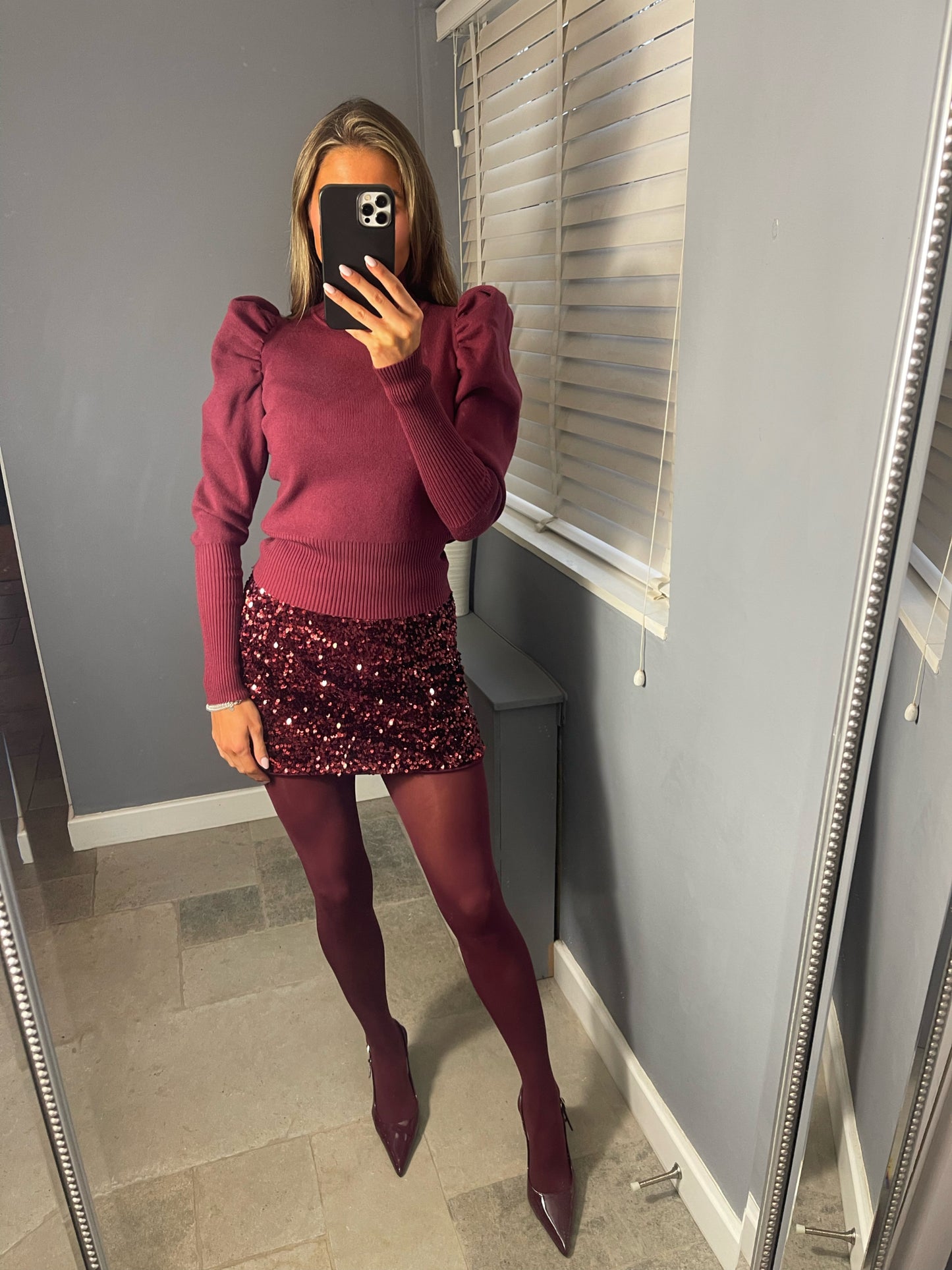 '𝒥𝒶𝓈𝓂𝒾𝓃' High neck puff sleeve jumper (Burgundy)