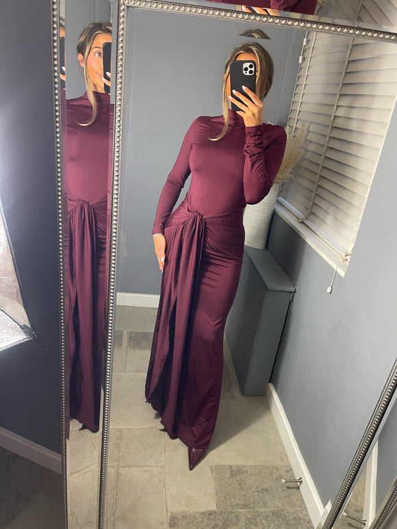 '𝐵𝑒𝒶𝓊' Maxi Dress