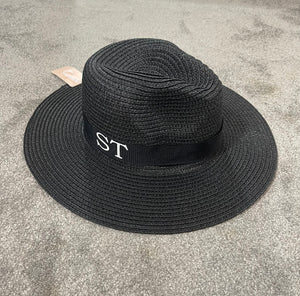 𝒫𝑒𝓇𝓈𝑜𝓃𝒶𝓁𝒾𝓈𝑒𝒹 𝒮𝓉𝓇𝒶𝓌 𝐹𝑒𝒹𝑜𝓇𝒶 𝐻𝒶𝓉 (Black)
